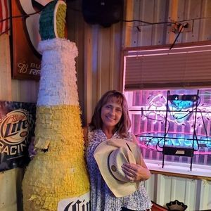 Meet your Posher, Darla